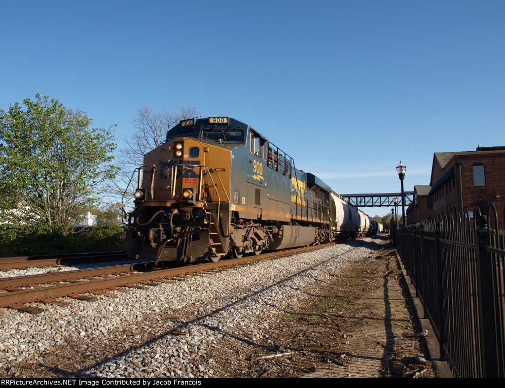 CSX 900